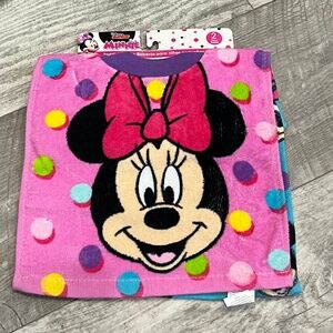 Disney Junior Minnie Mouse Toddler Bibs